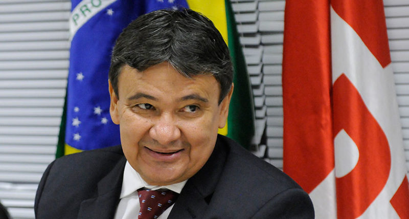 Governador do Piauí alerta: querem vencer as eleições de 2018 por WO