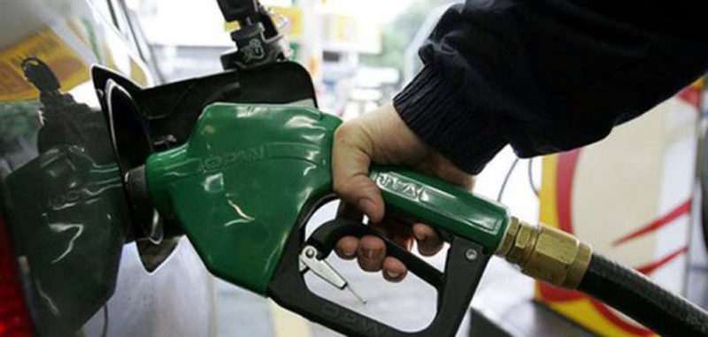 Preço da gasolina já subiu três vezes só em 2017, alerta Humberto