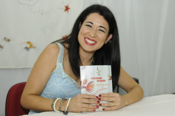Miruna Genoino livro Felicidade Fechada