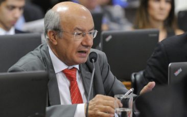 debate custo Brasil senador José Pimentel