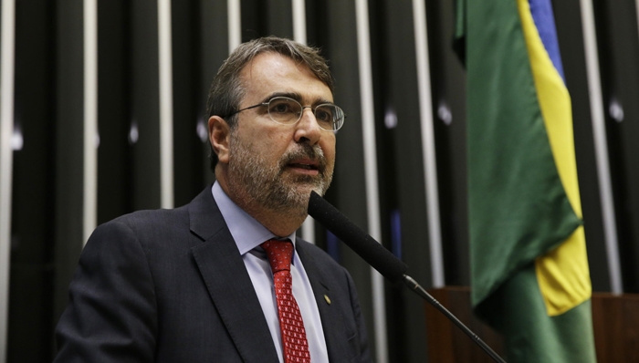 Petistas rechaçam mudanças em regras de conteúdo local da Petrobras