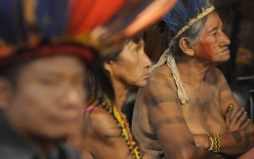 Ataques às terras indígenas é para favorecer estrangeiros