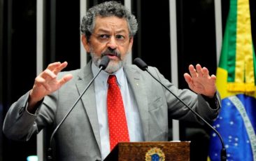 Paulo Rocha plenário