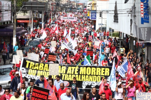 CUT chama protestos para o dia 18 contra Reforma Trabalhista