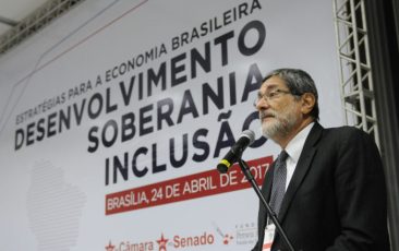 Gabrielli: retomar Petrobras para garantir desenvolvimento