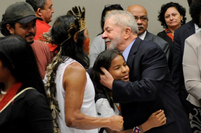 Lula merece julgamento justo, não perseguição