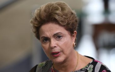 Dilma Harvard palestra democracia