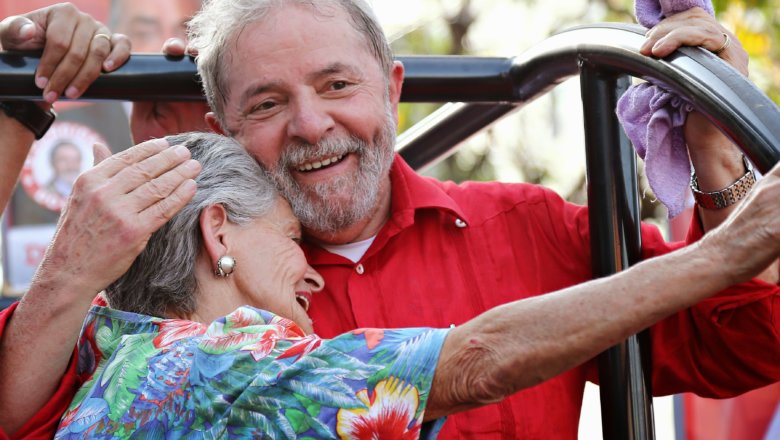 Lula é favorito e vence em todos cenários em 2018, diz pesquisa