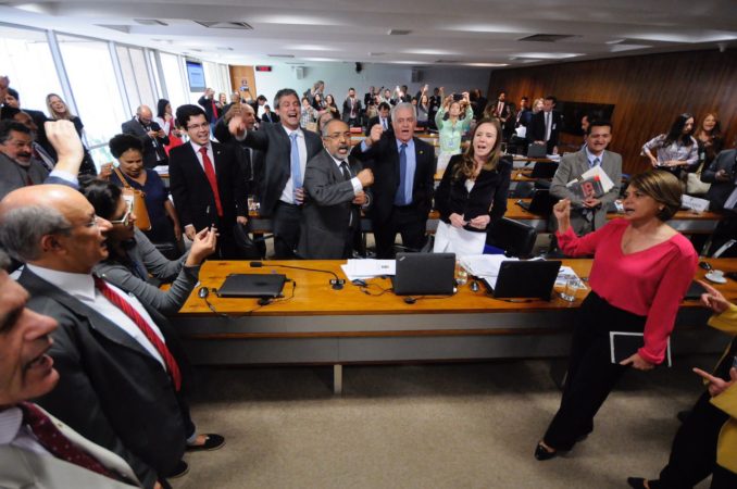 Na CAS, Oposição derrota “traição ao povo brasileiro”