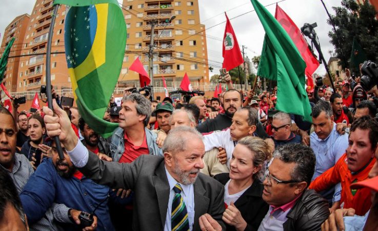 Sem Lula, eleição não passará de fraude contra o povo