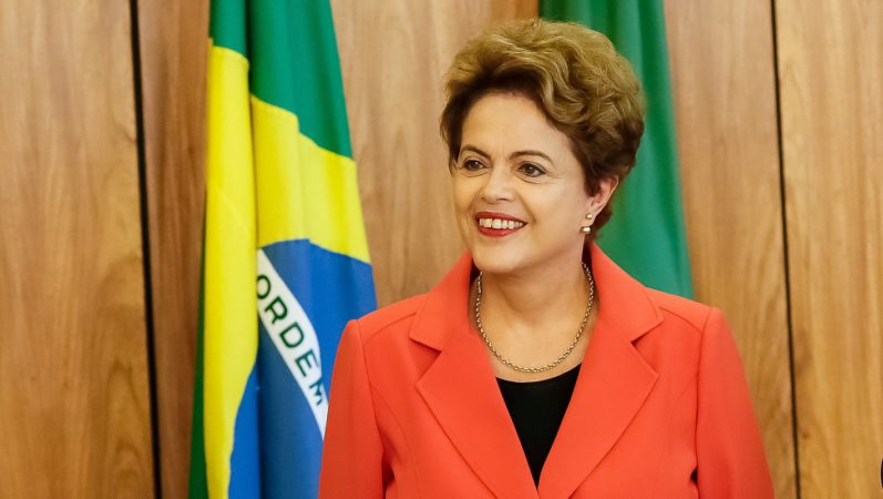 Senado deverá analisar anulação do impeachment de Dilma