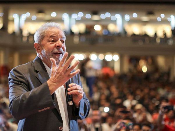 Acompanhe entrevista em defesa de Lula