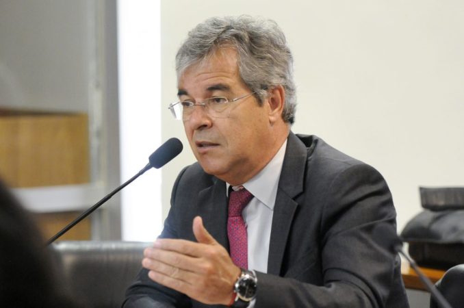 Jorge Viana: “Só tem uma saída para a crise, a boa política”