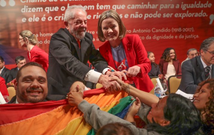 Gleisi Hoffmann: porque Lula cresce nas pesquisas