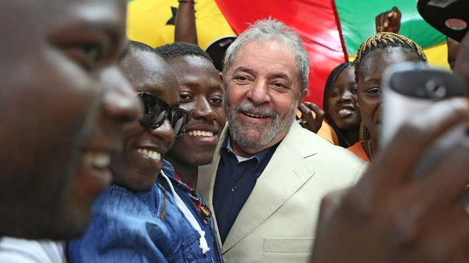 Lula mudou a cara da educação na Bahia