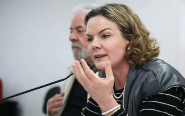 Gleisi Hoffmann: Lula e o espetáculo da Lava Jato