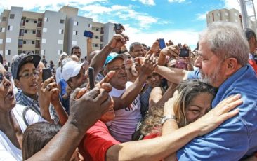 artigos série Em defesa de Lula