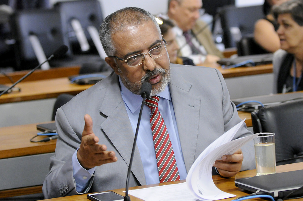 Reforma da Previdência ‘subiu no telhado’, diz senador Paim