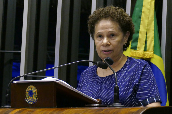 Regina Sousa denuncia Estado policialesco no Brasil