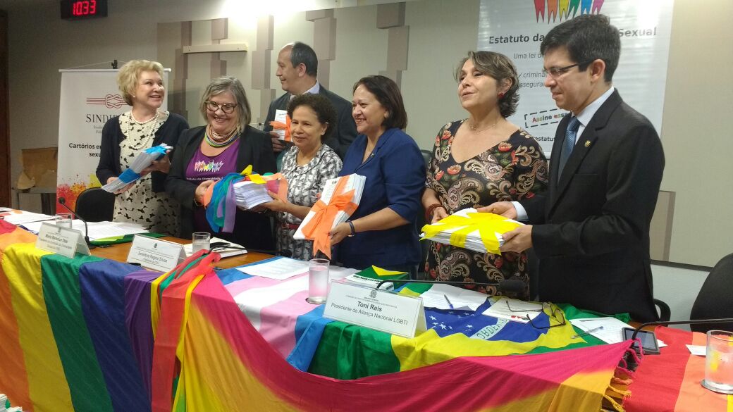 CDH recebe proposta do Estatuto da Diversidade Sexual