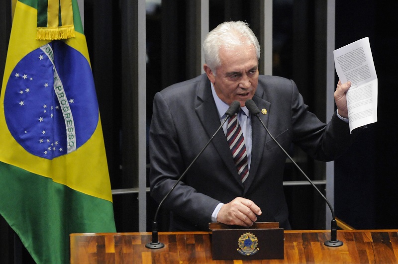 Parlamentares da Bahia solidários com ex-ministro Jaques Wagner