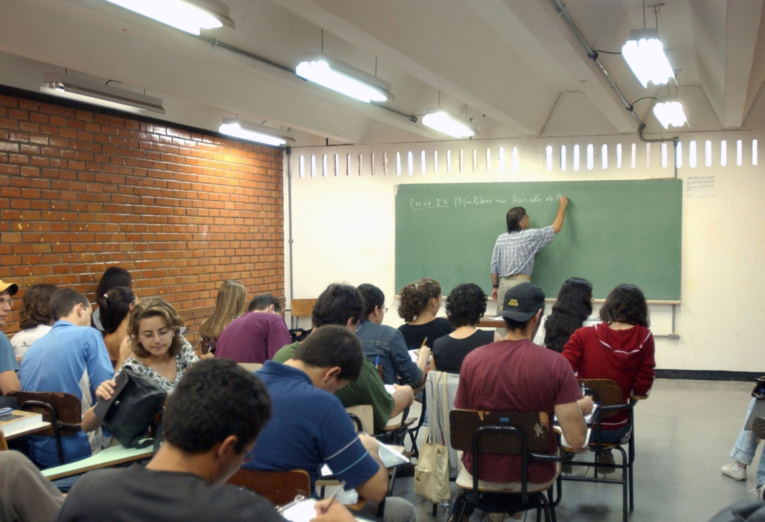 Universidades criadas por Lula mudaram o Paraná