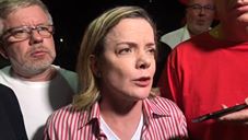 Gleisi denuncia ameaças à caravana de Lula pelo Sul