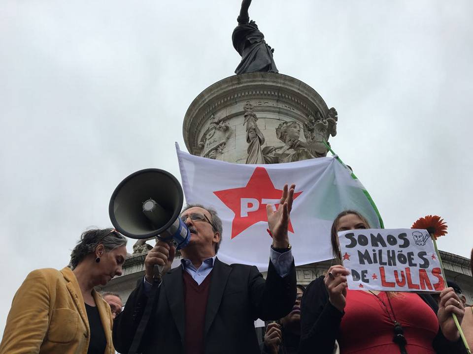 Atos em todo o mundo pedem #LulaLivre