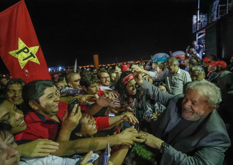 Por #LulaLivre, Direitos Humanos do Senado em vigília