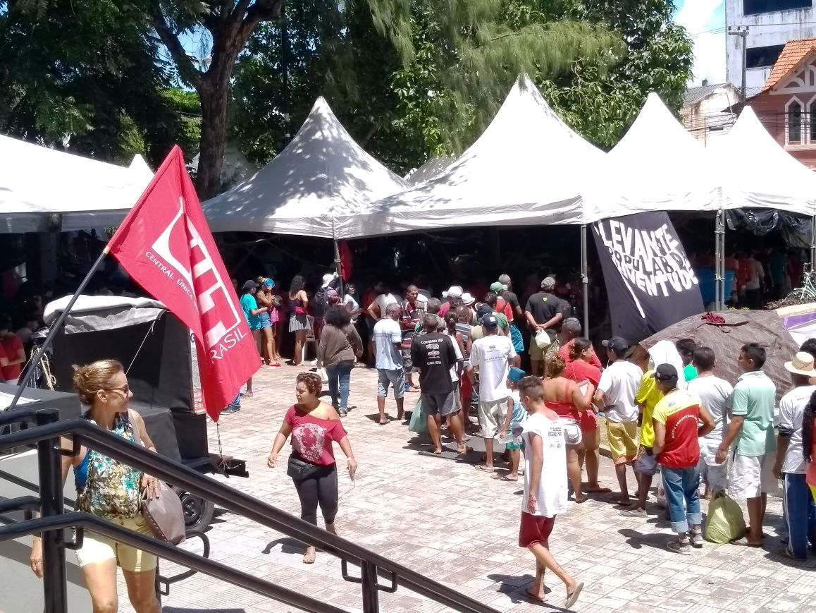 Em Fortaleza, Pimentel reafirma candidatura de Lula