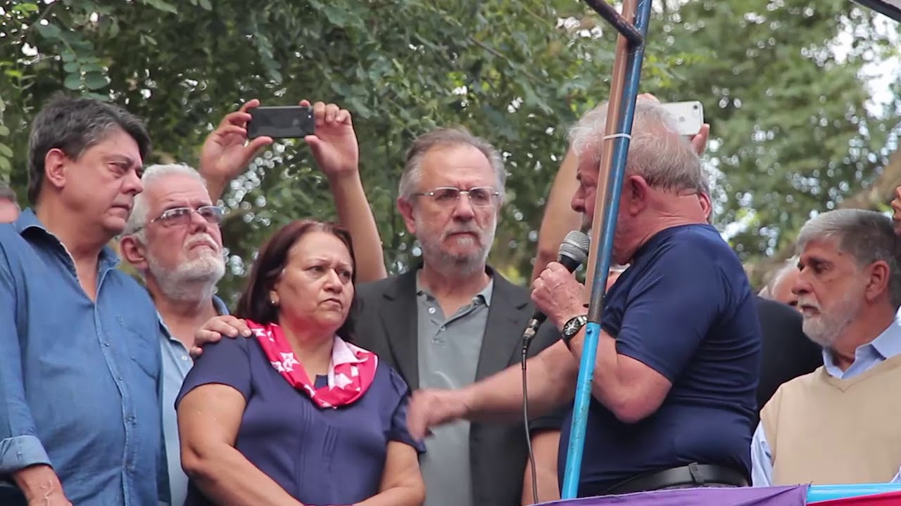 Síntese do histórico discurso de Lula em São Bernardo