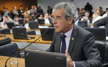 Jorge Viana alerta para agravamento da crise no País