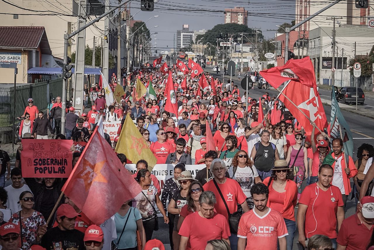 Marcha por Lula Livre em Curitiba
