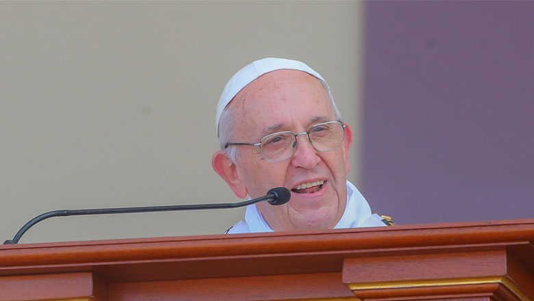 Papa Francisco: imprensa difama, justiça condena e se faz um golpe