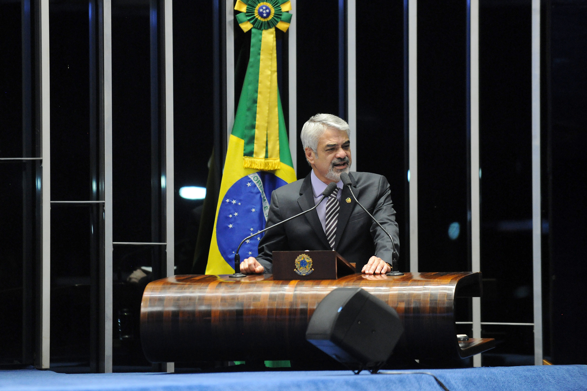 Sem Lula, futuro presidente seguirá sem legitimidade