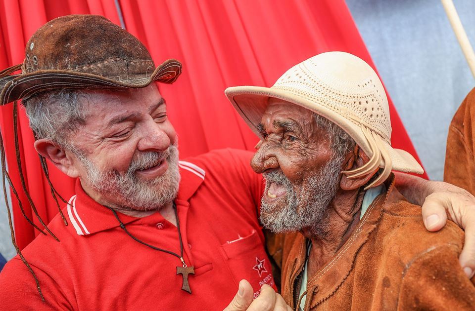 Lula: “Só o voto do povo pode salvar o Brasil”