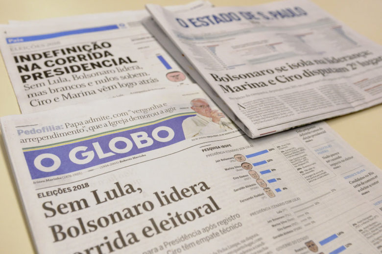 Mídia manipula dados de pesquisas para esconder Lula