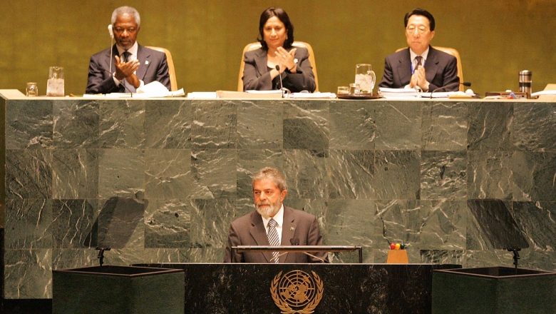 Há 12 anos, Lula recebia prêmio de Estadista do Ano