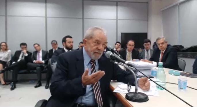 Defesa de Lula pede novo depoimento ao TRF4