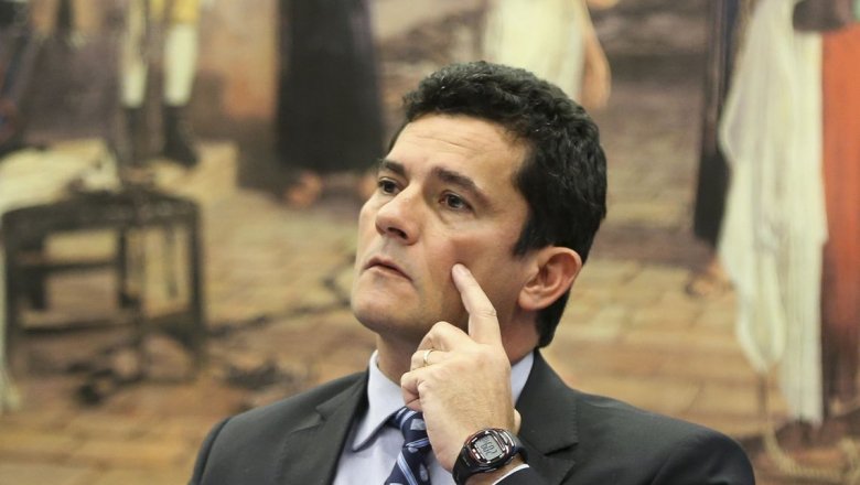 Moro aceita convite de Bolsonaro e confirma que foi cabo eleitoral