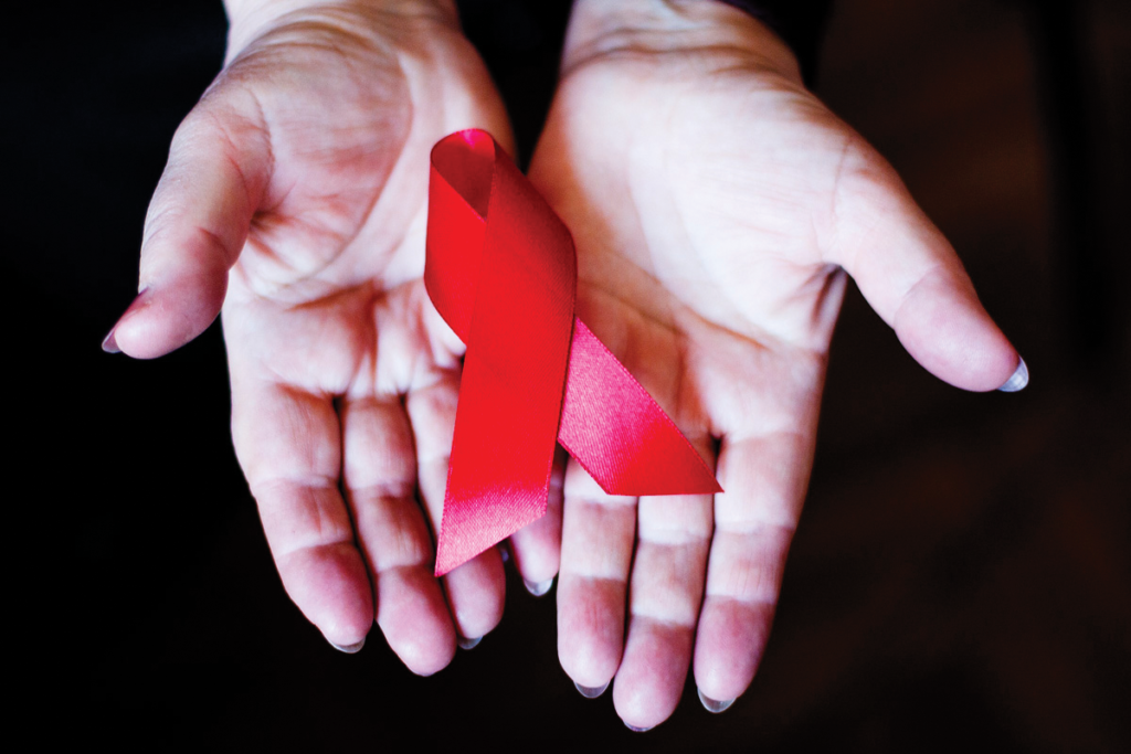 Nos 30 anos de combate à Aids, Brasil celebra redução na mortalidade