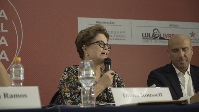 Dilma: é preciso radicalizar a democracia com as mídias sociais