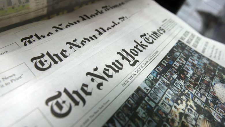 New York Times alerta sobre arroubos autoritários de Bolsonaro