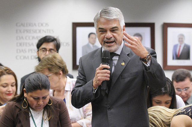 Humberto: reforma da Previdência não pode ser feita sem debates