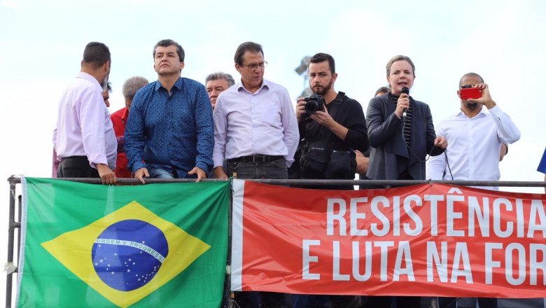 Com Trump, Bolsonaro tem que defender empregos da Ford