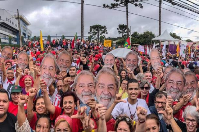 Jornada Lula Livre prossegue. Confira programação