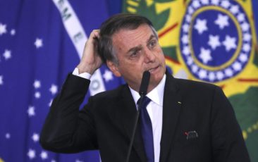 Bolsonaro é incompetente para tirar País da recessão