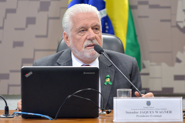Jaques Wagner critica forma como governo trata Fundo da Amazônia