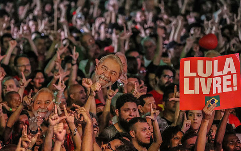 Lula: “vocês tem o desafio de lutar contra o atraso e a opressão”