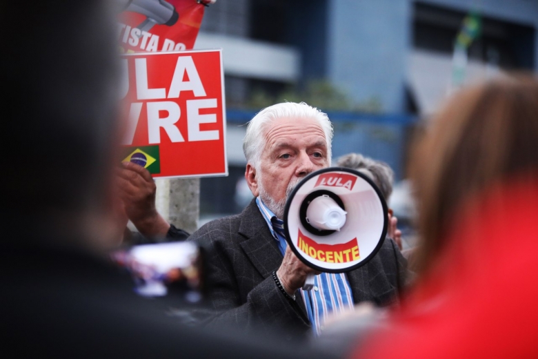 Lula sugere criação de projeto em defesa da soberania nacional